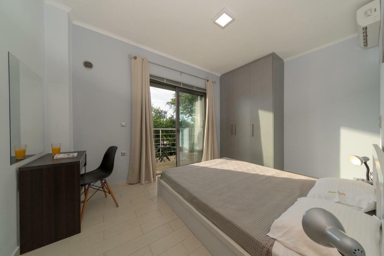 Alexiszorba Villa Plaka  Esterno foto